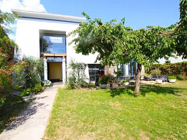 Roubaix 59100 Achat / Vente maison 7 pièces t7 terrasse parking