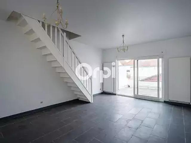 Roubaix 59100 Achat / Vente appartement 4 pièces t4 terrasse