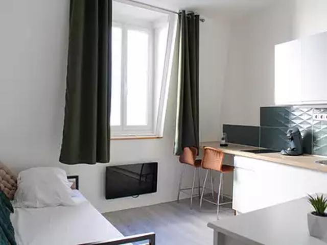 Rouen 76000 Location appartement 1 pièce t1 au dernier étage