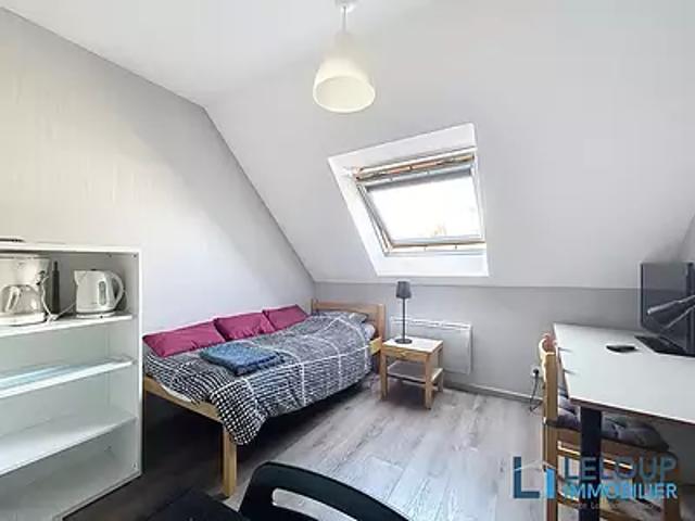 Rouen 76000 Location appartement 1 pièce t1 au dernier étage