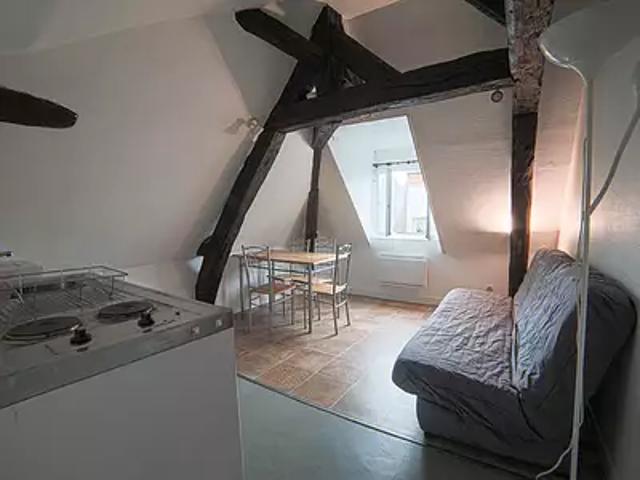 Rouen 76000 Location appartement 1 pièce t1 au dernier étage