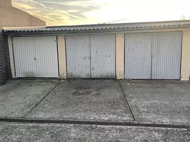 Rouen 76000 Location parking au dernier étage