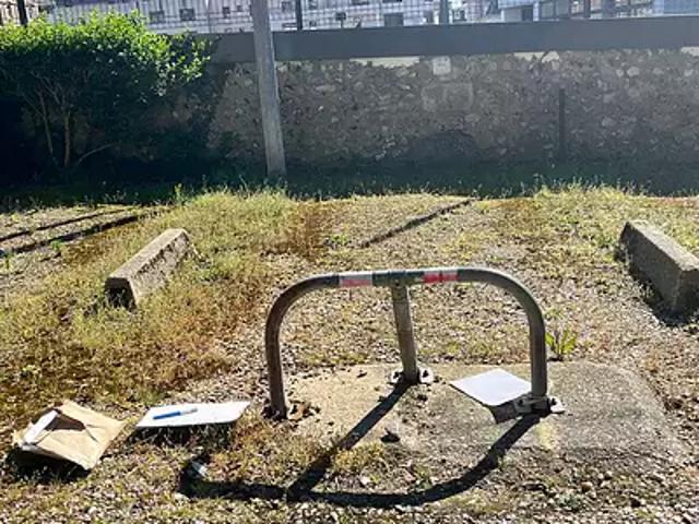 Rouen 76000 Location parking au dernier étage