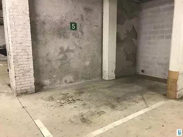 Rouen 76000 Location parking au dernier étage