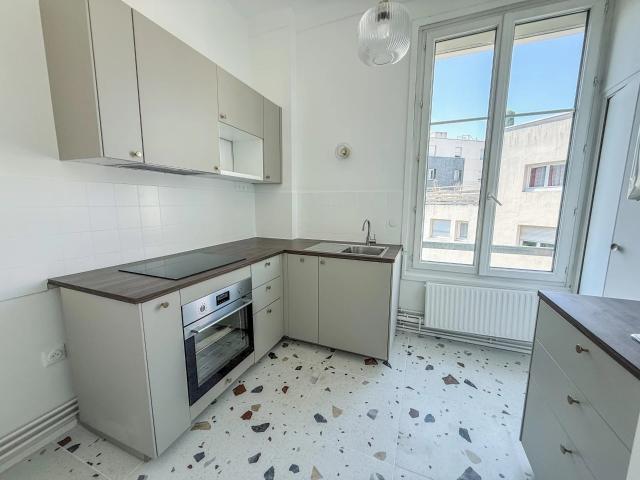 Rouen Gare | T4 de 93 m² avec ascenseur, parking, cave, possibil