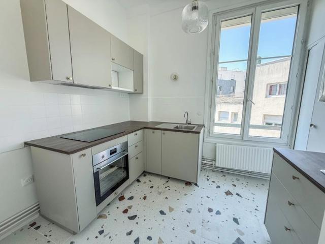 Rouen Gare | T4 de 93 m² avec ascenseur, parking, cave, possibilité 3 chambres