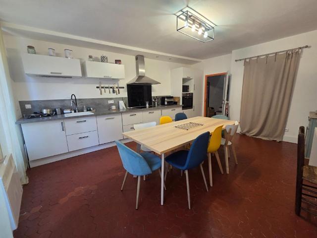 ROUGIERS MAISON DE VILLAGE T3/4 + GARAGE