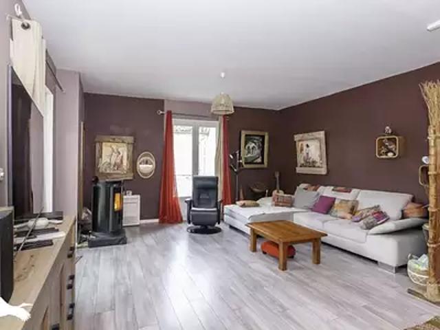 Roujan 34320 Achat / Vente maison 5 pièces t5 au dernier étage parking