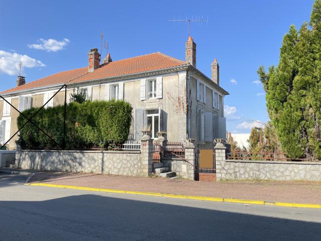 Roumazières Loubert Vente Maison 16