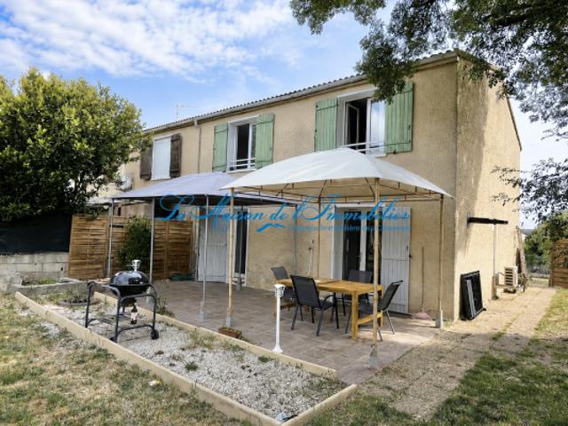 Rousson maison 3 face de type F5 avec garage sur 360m2 de ja