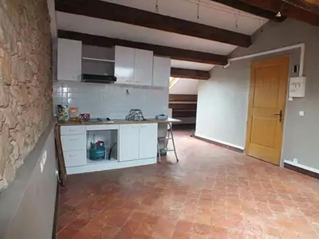 Rousset 13790 Achat / Vente appartement 1 pièce t1 au dernier étage