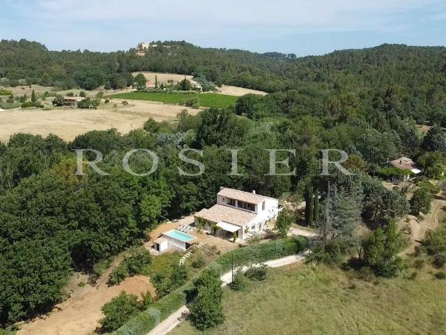 Roussillon, maison rénovée face au Luberon 170m² Roussillon