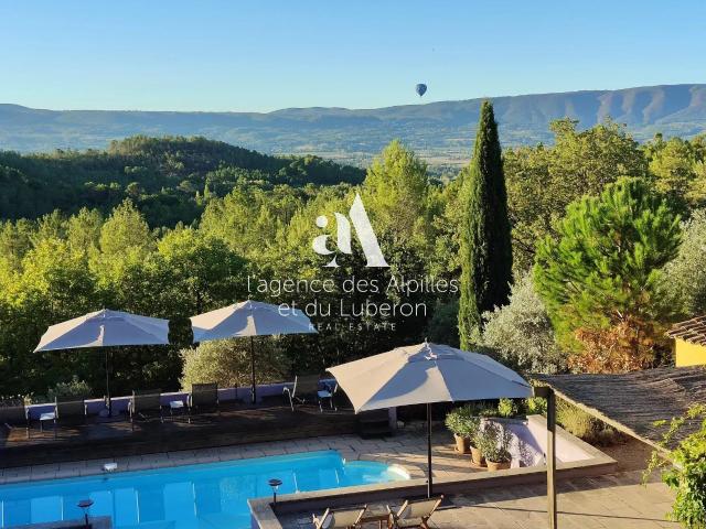 Roussillon Propriété Avec Piscine Et Vues Panoramiques 346m² Roussillon