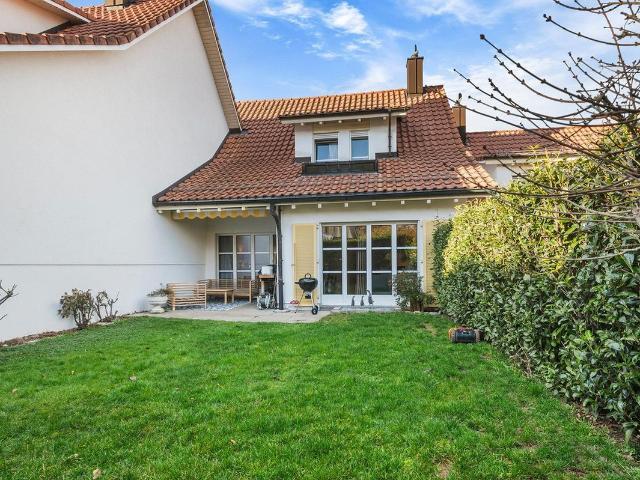 Row house with 5.5 rooms on sale in Bergdietikon 180 m² | dreamo. Ch