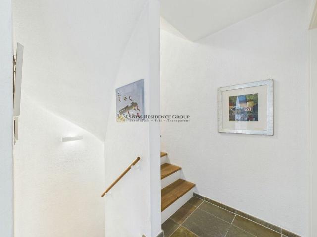Row house with 5.5 rooms on sale in Herrliberg 240 m² | dreamo. Ch