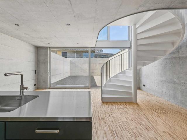 Row house with 5.5 rooms on sale in Schleinikon 170 m² | dreamo. Ch