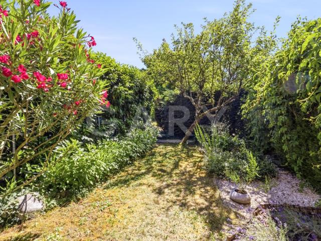 Row house with 6 rooms on sale in Le Grand Saconnex 168 m² | dreamo. Ch