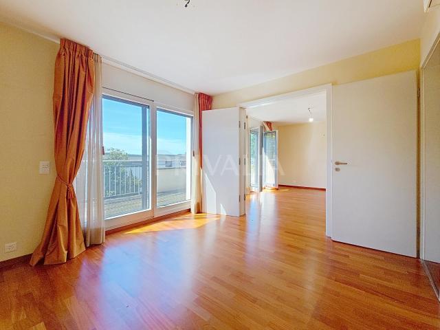 Row house with 6 rooms for rent in Geneva 300 m² | dreamo. Ch