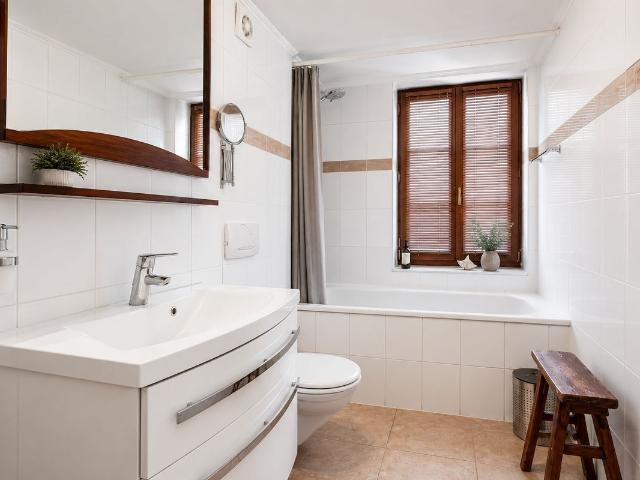 Row house with 7 rooms on sale in Veyrier 213 m² | dreamo. Ch