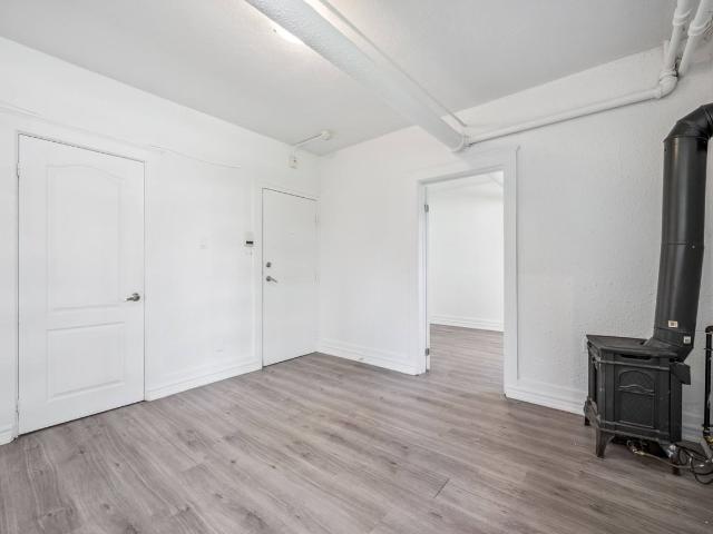 Royal & Wales Apartments Studio Apartment for Rent at 56 56 College, Kitchener, ON N2H 5A1 City Commercial Core