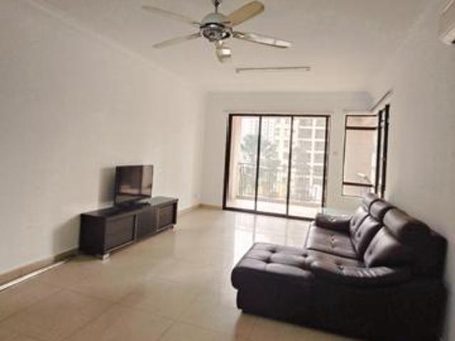 Royal Domain Sri putramas 2 partially furnished pool view