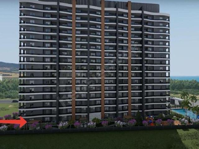 ROYAL EMLAKTAN TÖMÜKTE DENİZE 400 MT SATILIK 2+1 LÜX 120m2 DAİRE
