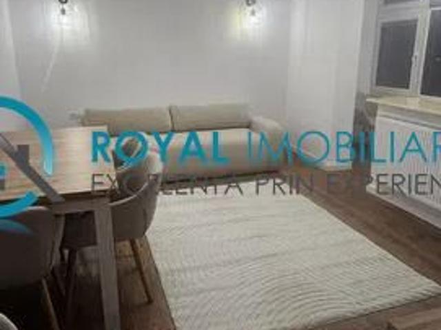 Royal Imobiliare Inchiriere apartament 4 camere zona Baraolt