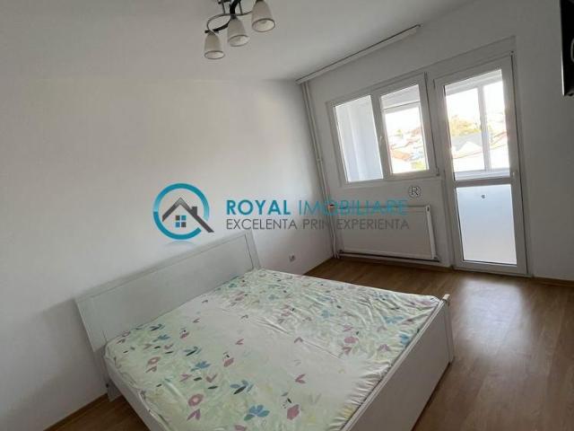 Royal Imobiliare Inchiriere apartament 2 camere zona Malu Rosu