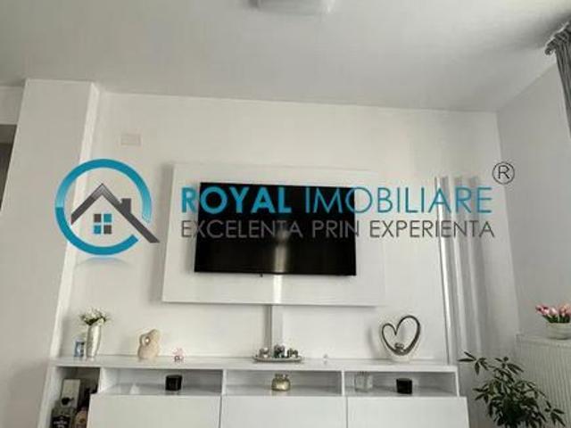 Royal Imobiliare Inchiriere apartament 2 camere zona Albert