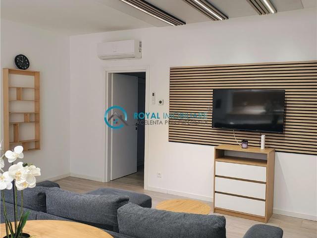 Royal Imobiliare Inchiriere apartament 2 camere zona Sud