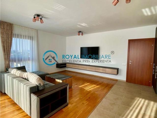 Royal Imobiliare Inchiriere apartament 2 camere zona Ultracentral
