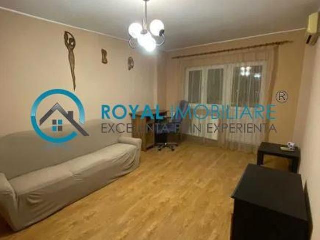 Royal Imobiliare Inchiriere apartament 2 camere zona Ultracentral