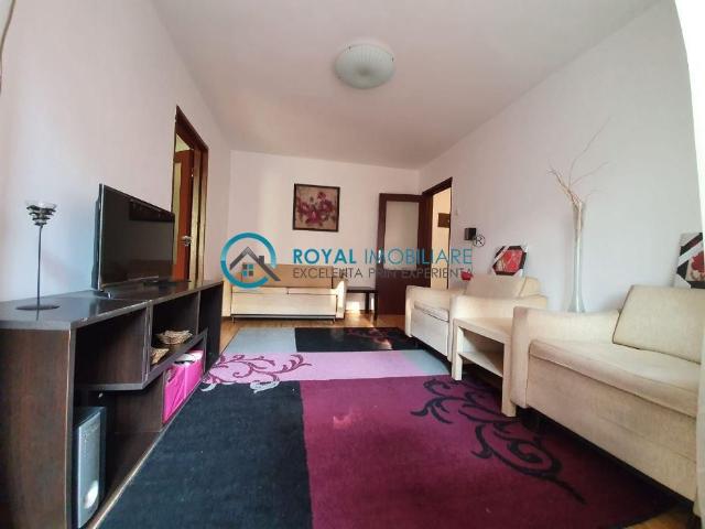 Royal Imobiliare Inchiriere Apartament 2 camere zona Vest
