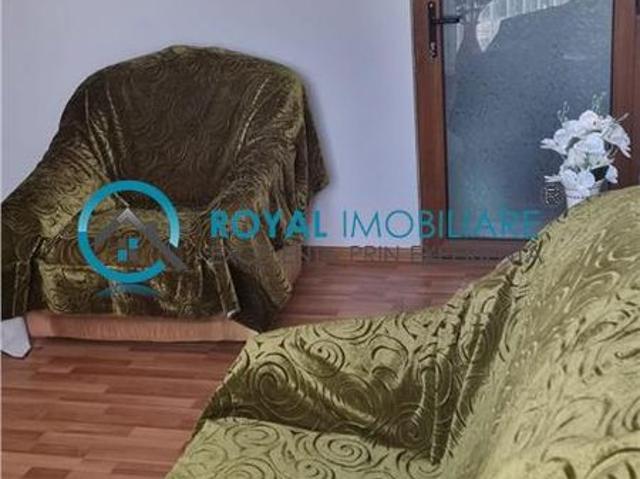 Royal Imobiliare Inchiriere apartament 3 camere, zona Ultracentral