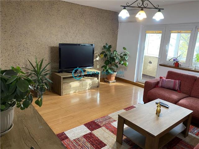 Royal Imobiliare Inchiriere apartament zona Marasesti