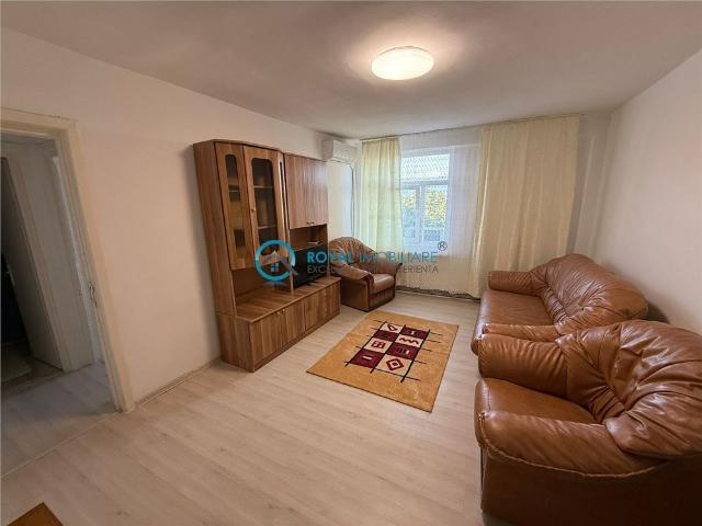 Royal Imobiliare Inchiriere Apartament zona Ultracentrala