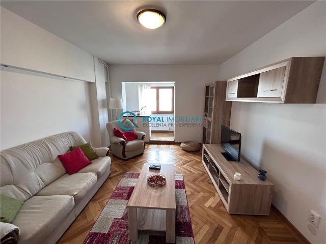 Royal Imobiliare Inchiriere Apartament zona Ultracentrala