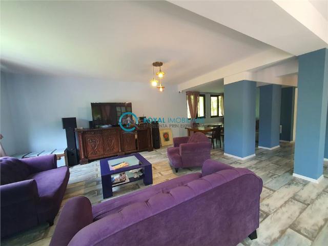Royal Imobiliare Inchiriere Vila zona Breaza