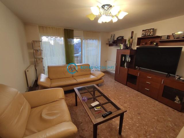 Royal Imobiliare Inchiriere Vila zona Centrala