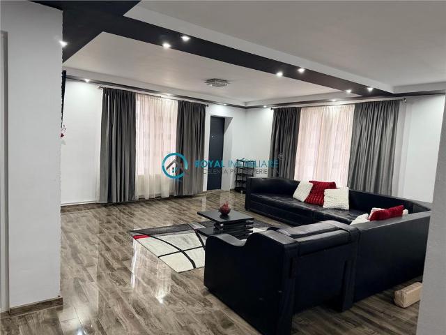 Royal Imobiliare Inchiriere Vila zona Democratiei