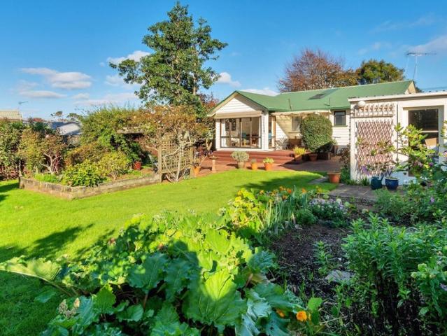 royal oak, 3 bedrooms