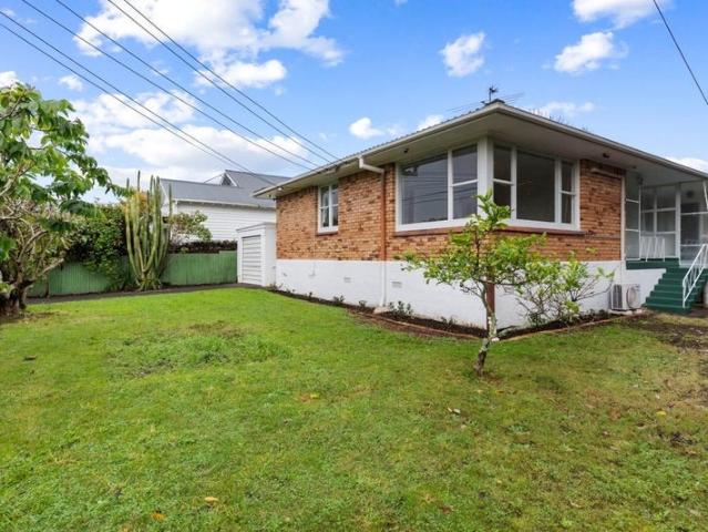 royal oak, 2 bedrooms