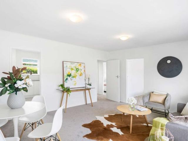 royal oak, 2 bedrooms