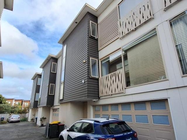 royal oak, 4 bedrooms