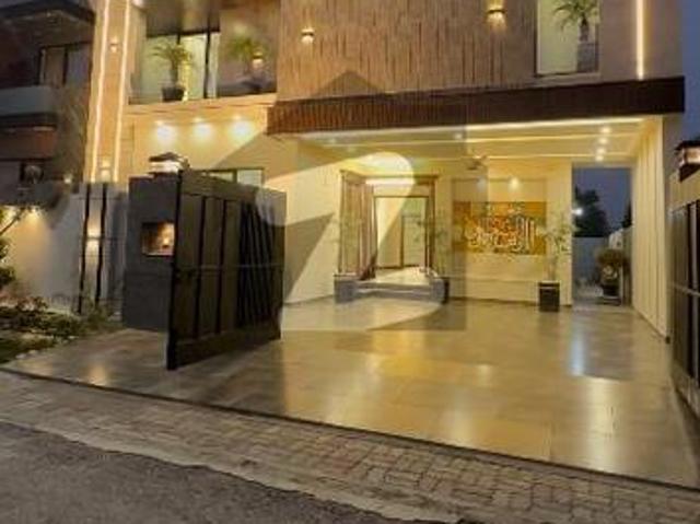 Royal Orchard Multan Sleek Ultra Modern 12 Marla Ideal Location House Royal Orchard