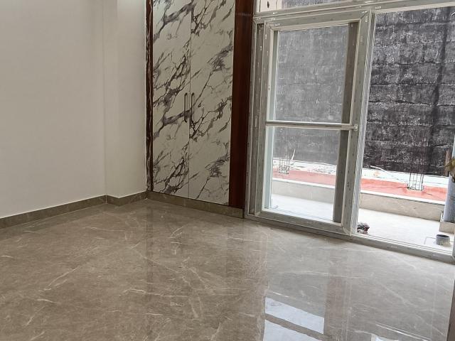Royal Orchid 3 Bedroom 1560 Sq. Ft. Builder Floor in Sector 107 Noida Listing ID: #10130