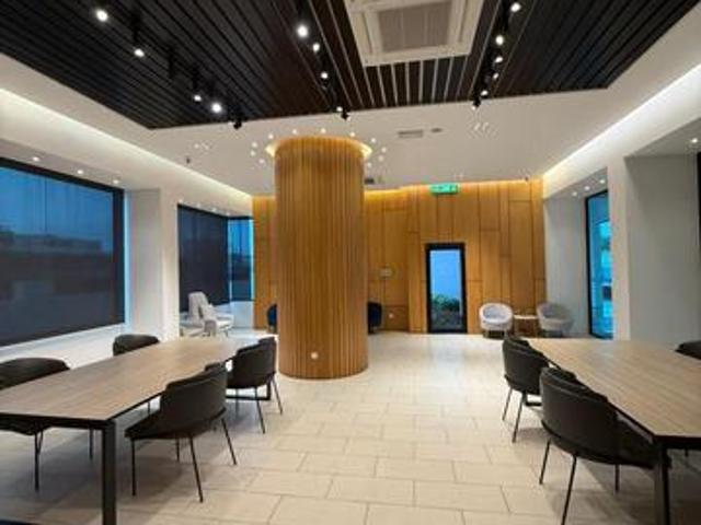 Royal Richmond Condominium Fully furnished Green Heights