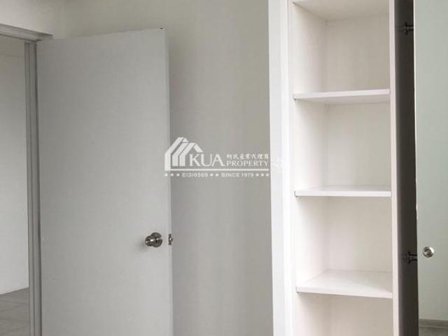 Royal Richmond Gold Apartment For Rent Located at Richmond Hill