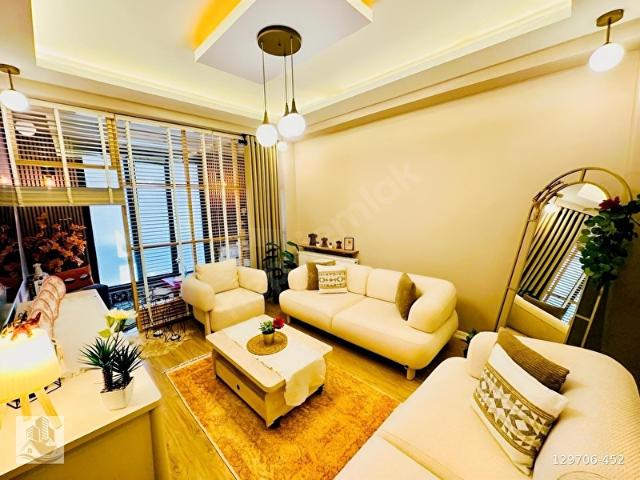 ROYAL'DEN SÖĞÜTLÜÇEŞME'DE 2+1 85M ÖZEL DİZAYNLI ARAKAT DAİRE