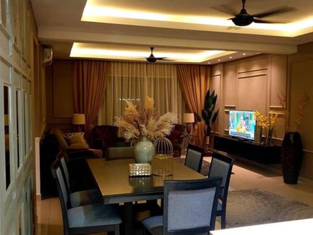 Royale Infinity Condo For Sale
